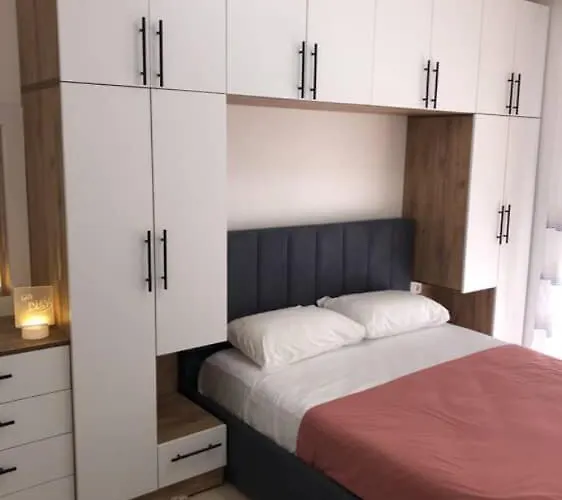 Appartement 5 Maj, *